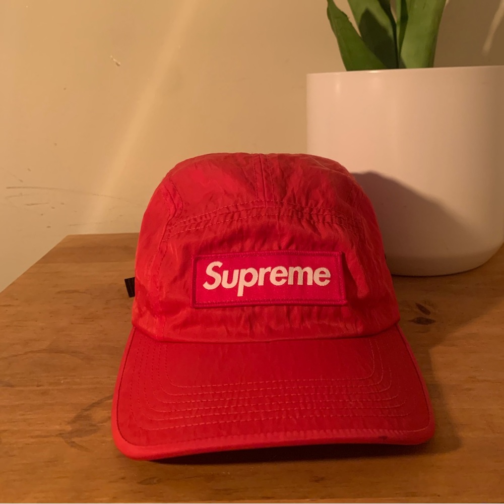 Supreme cap